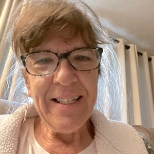 Meet your Posher, Suzi